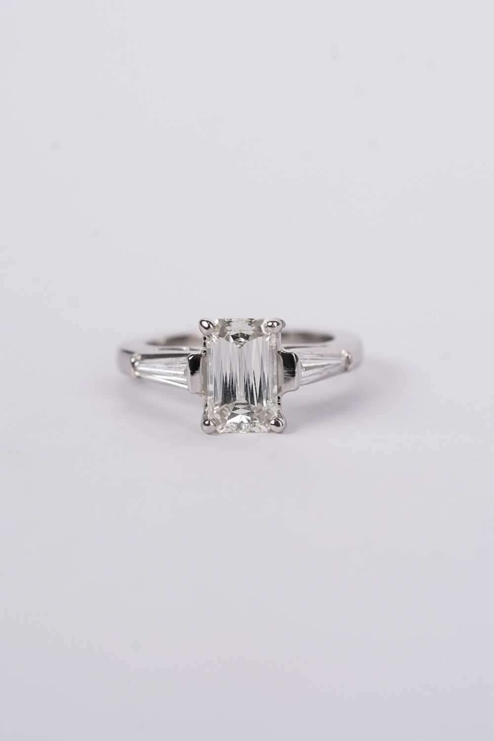 VEETT- Platinum 9.39g 2.81ctw (2.21ctr) I/VS2 GIA Criss Cut Diamond Engagement Ring (size 6.5)