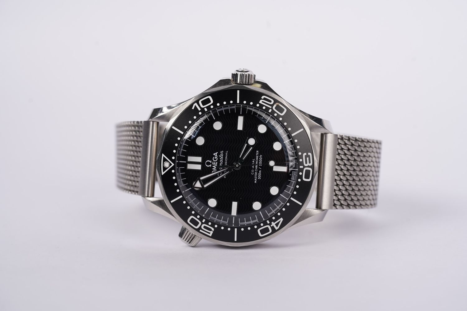 AETT- Omega 42mm Seamaster Diver 300M