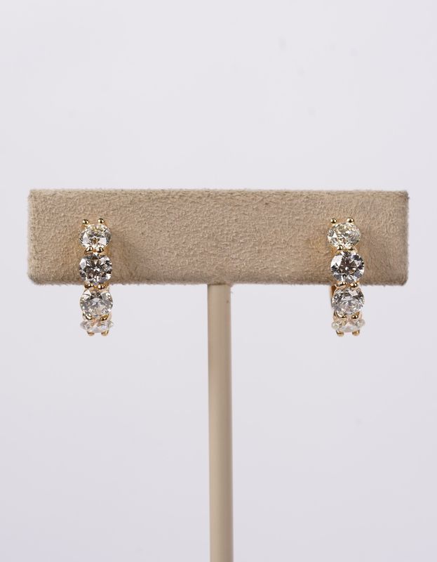 ANLL- 14KY 3.38g 2.50ctw Diamond Huggie Hoop Earrings