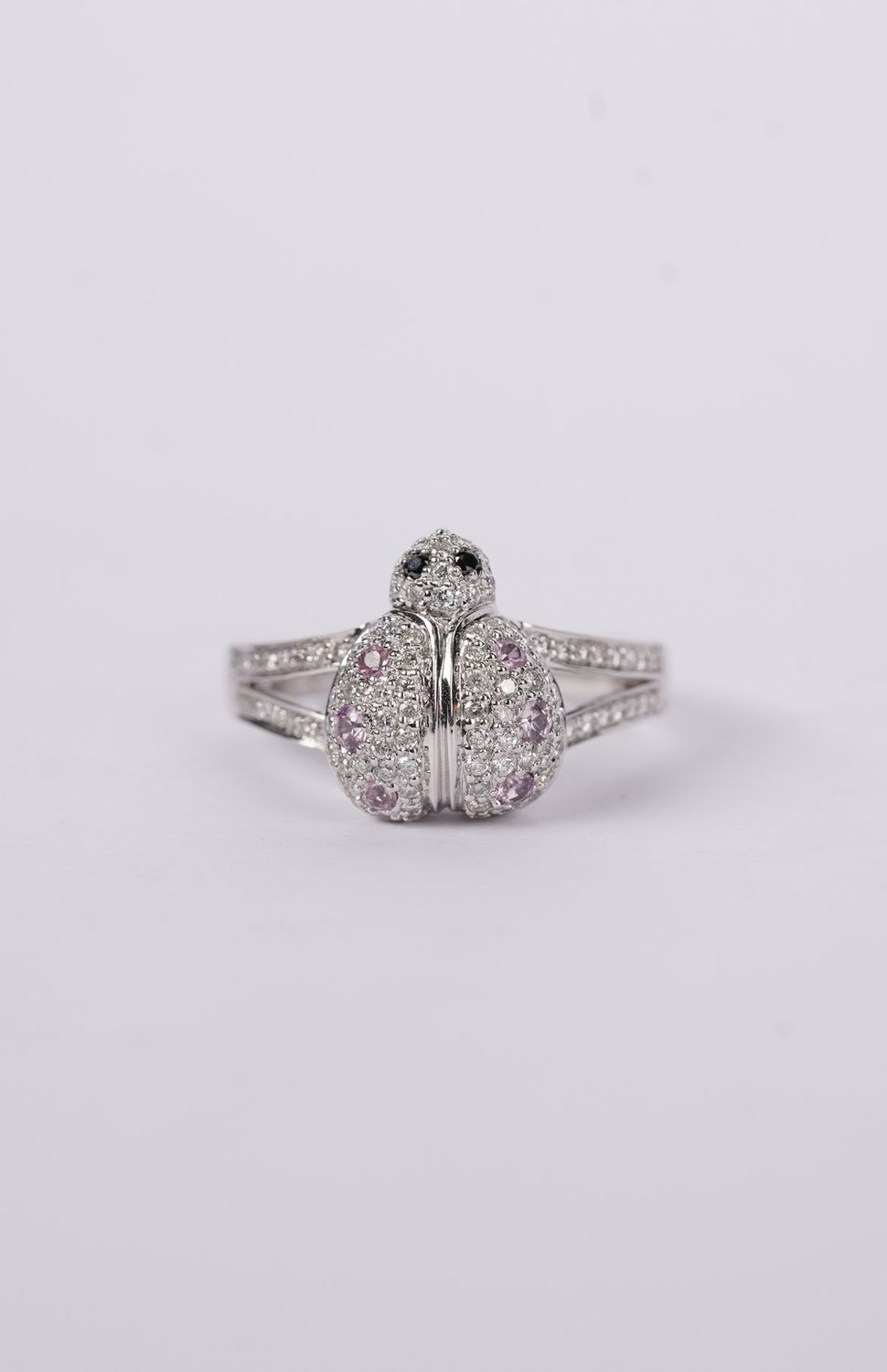 DVTX-18KW 8.0g .71ctw Sapphire &amp; Diamond Ladybug Fashion Ring (size 7.5)