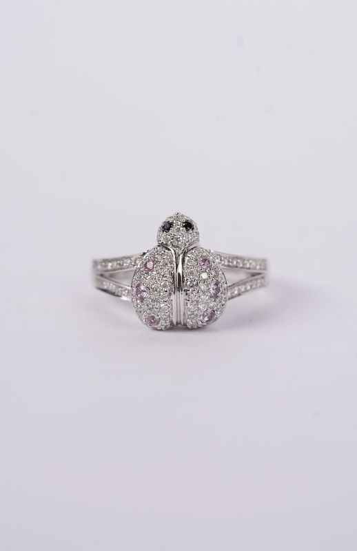 DVTX-18KW 8.0g .71ctw Sapphire &amp; Diamond Ladybug Fashion Ring (size 7.5)
