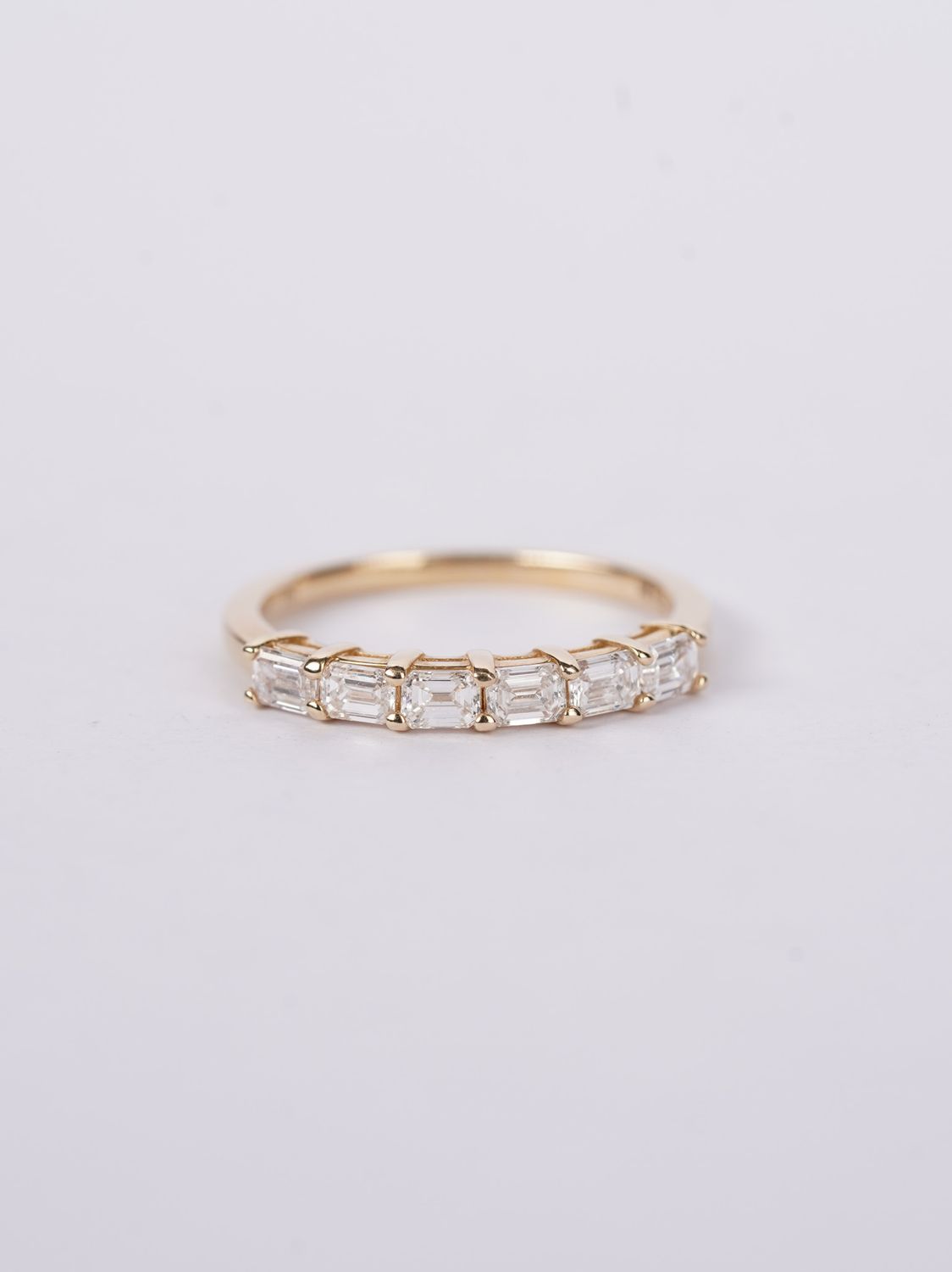 VVTT- 14KY 2.1g 1.25ctw G-H/VS Emerald Diamond Stackable Band (size 7)