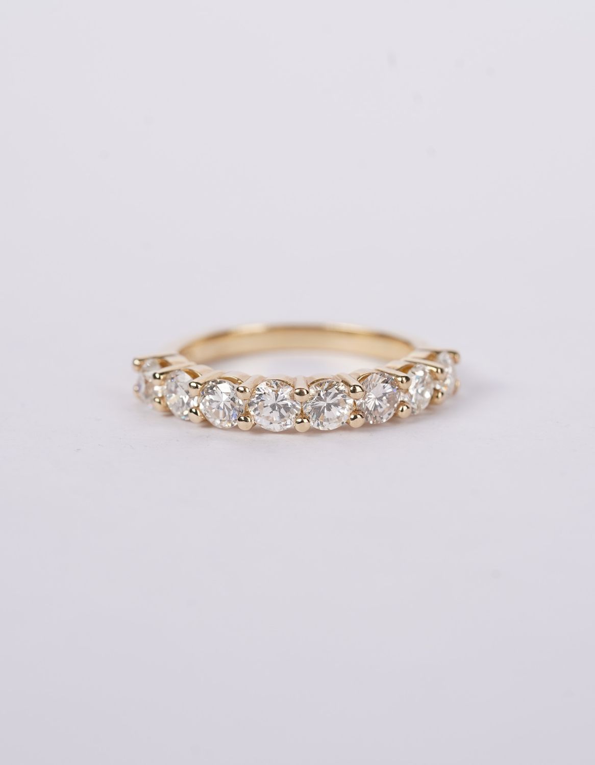 VLTT- 14KY 3.19g 1.64ctw 8-Stone Diamond Stackable Band (size 6.75)