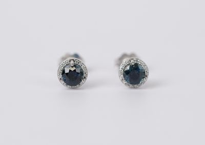 DET- 14KW 1.52g 1.30ctw (1.18ctrs) Teal Sapphire &amp; Diamond Halo Stud Earrings