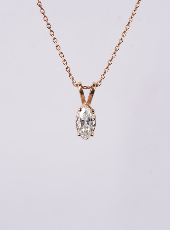 VAET- 14KR 2.53g .77ct F/VS2 Marquise Diamond Solitaire Pendant 18&quot;