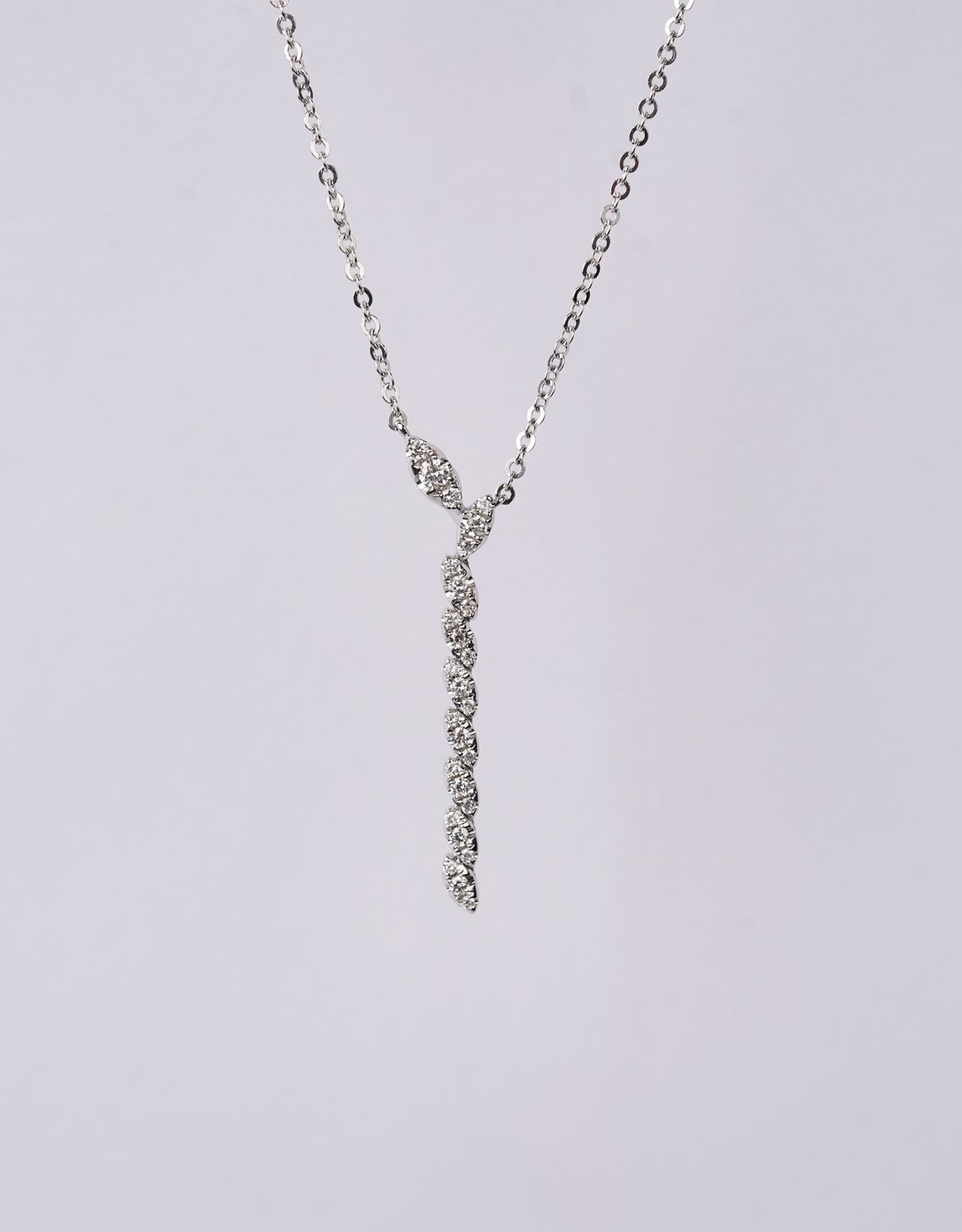 DREX-14KW 3.2g .21ctw Diamond Dangle Necklace16-18&quot;