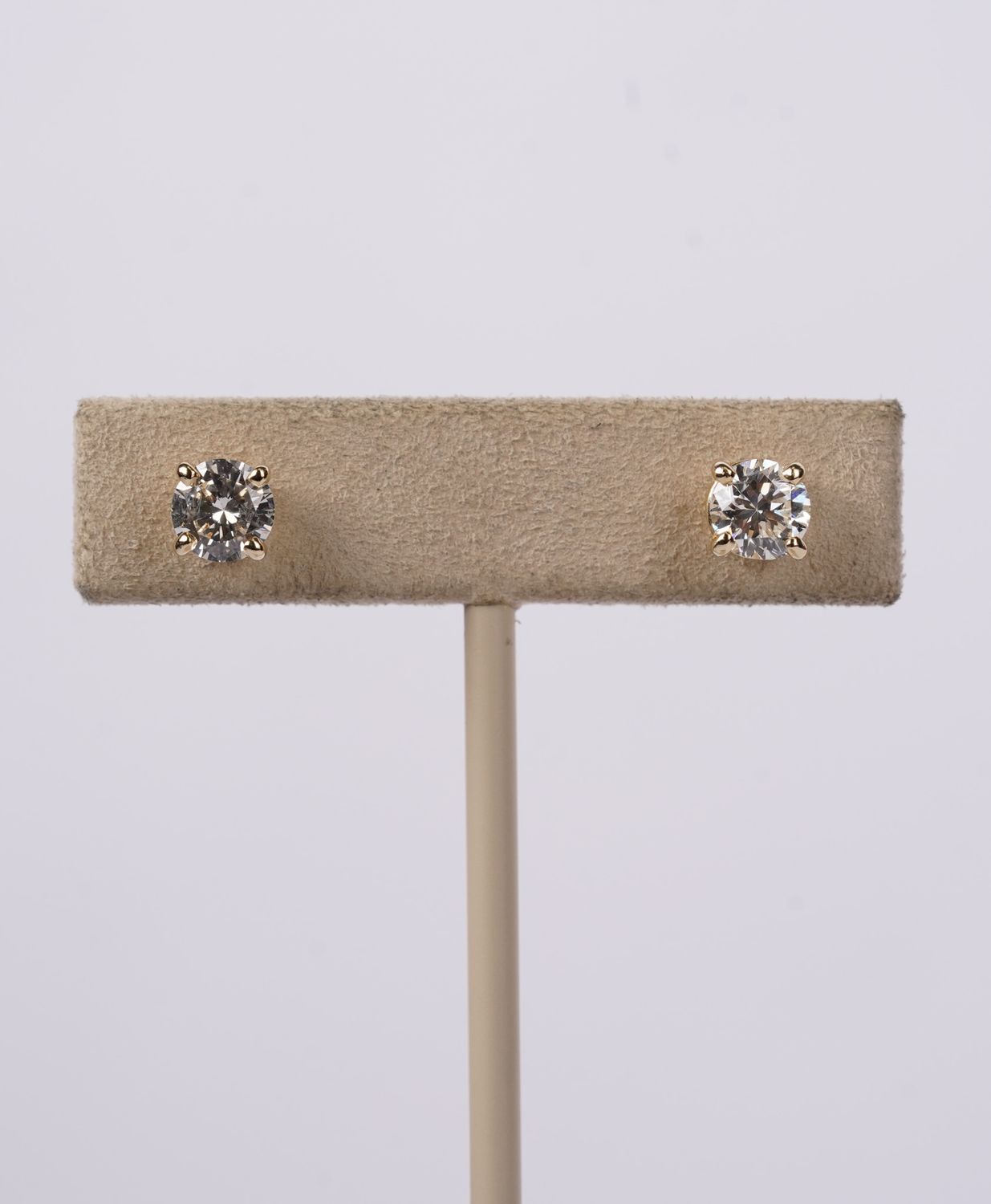 LTTX- 14KY 2.61g 1.47ctw J/SI2 Round Diamond Stud Earrings
