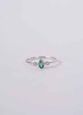 VVA- 14KW 1.27g .05ctw Diamond .16ct Emerald Fashion Ring (size 7)