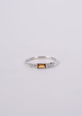 VNI- 14KW 1.2g .12ctw Diamond .20ct Citrine Fashion Ring (size 7)