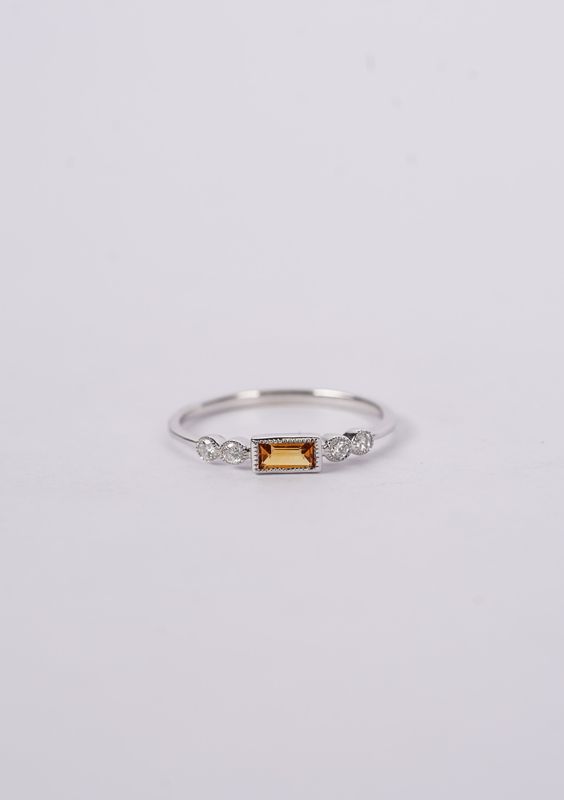 VNI- 14KW 1.2g .12ctw Diamond .20ct Citrine Fashion Ring (size 7)