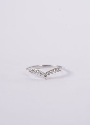 AAE- 14KW 1.38g .28ctw Diamond Stackable V-Band (size 7)