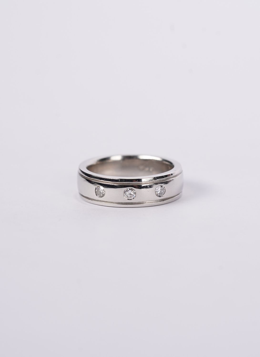 DAT- Platinum 13.18g 6mm .18ctw Diamond Men&#39;s Wedding Band (size 6)