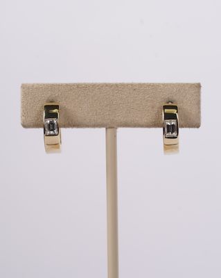 RTTX- 14KY 3.6g .33ctw Baguette Diamond Huggie Hoop Earrings