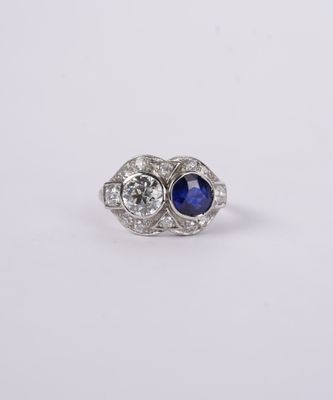 ALET- Platinum 4.76g 3.13ctw Sapphire &amp; Diamond Antique Ring (size 6)