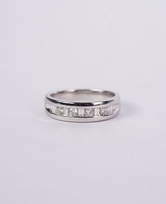 RTTX- 14KW 7.23g .50ctw Baguette &amp; Round Diamond Men&#39;s Band (size 10.5)