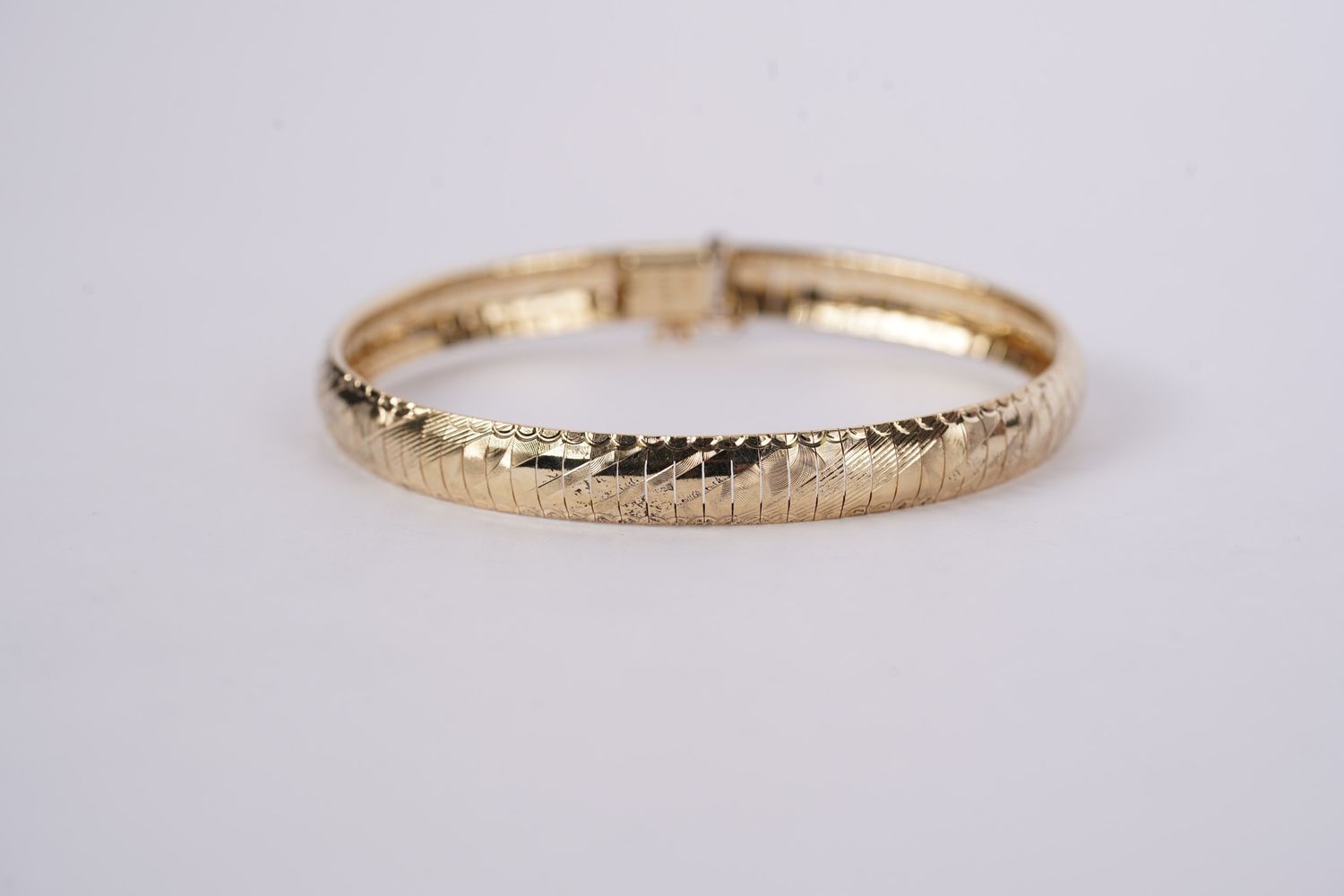 RATX- 14KY 14.06g 7mm Gold Bracelet 7&quot;