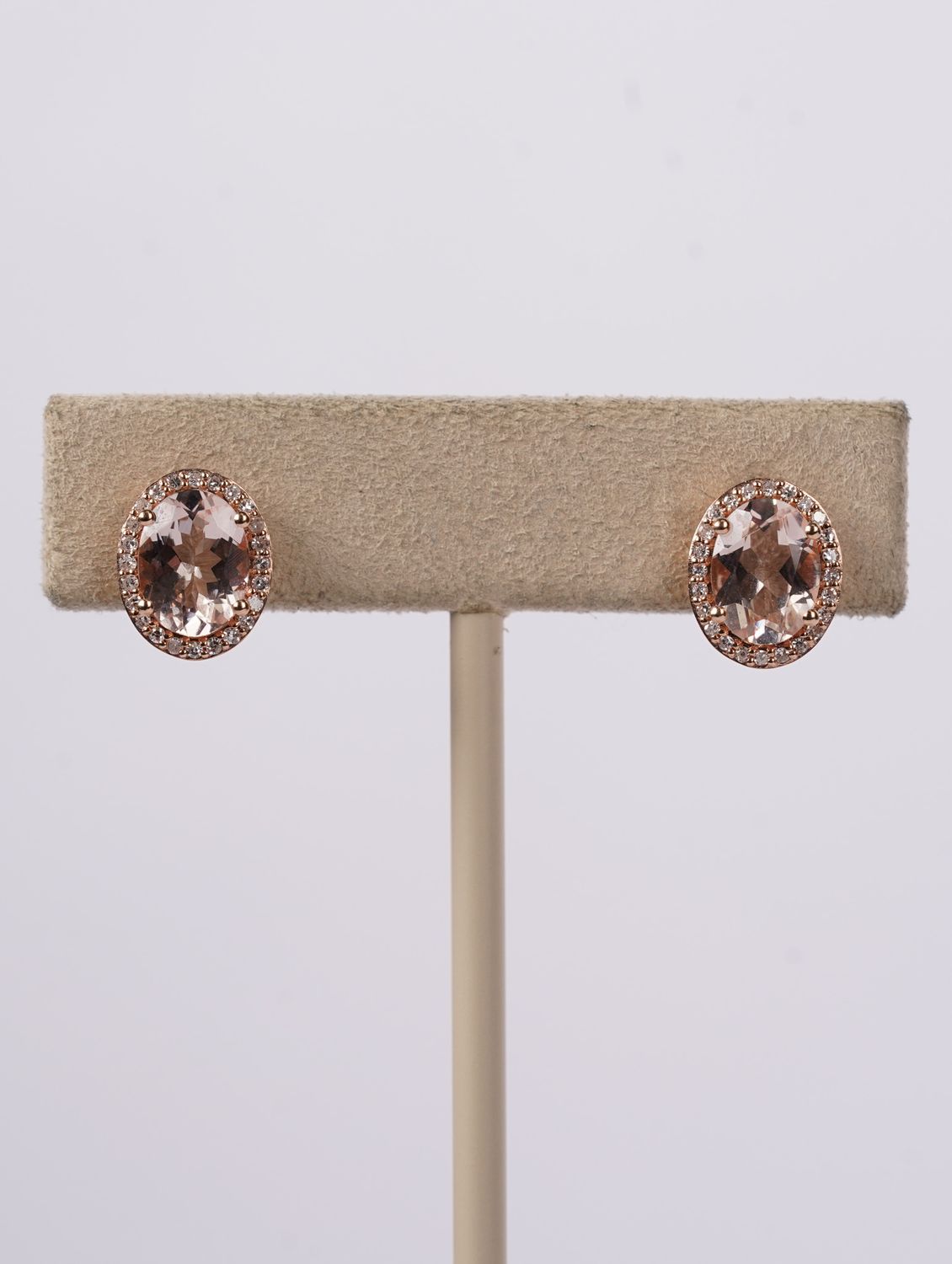 NAE- 14KR 2.20g 2.28ctw (2.10ctrs) Morganite &amp; Diamond Halo Earrings