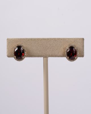 VLI- 14KY 2.10g 3.48ctw (3.30ctrs) Garnet &amp; Diamond Halo Earrings