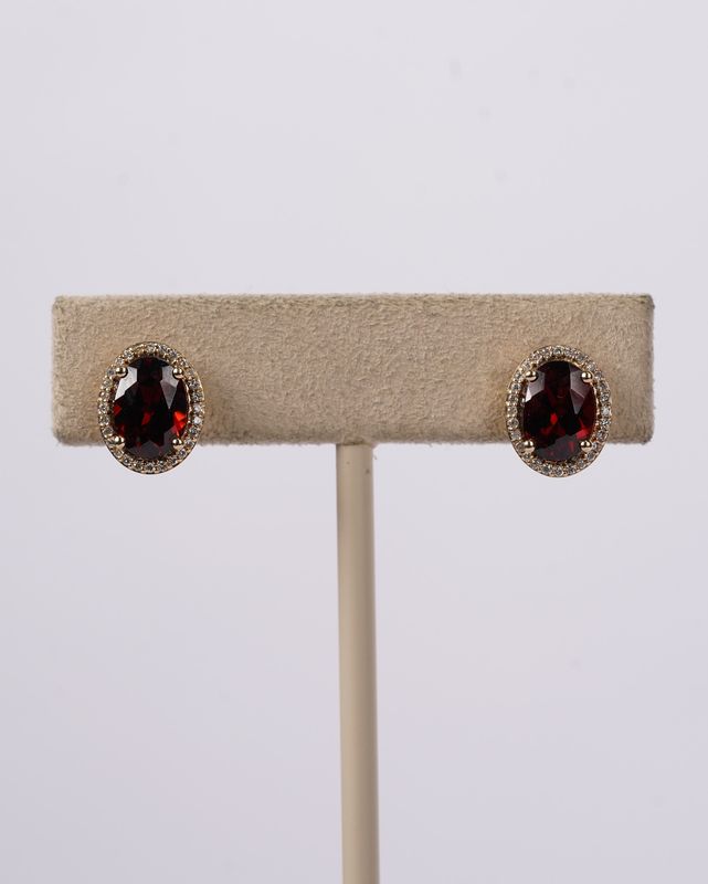 VLI- 14KY 2.10g 3.48ctw (3.30ctrs) Garnet &amp; Diamond Halo Earrings