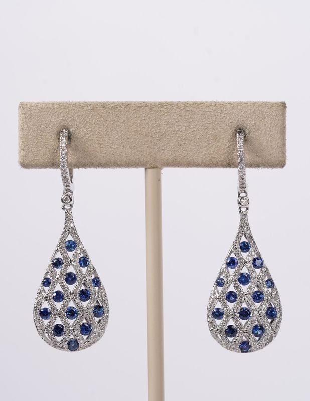 VAII- 14KW 6.04g 2.20ctw Sapphire &amp; Diamond Dangle Earrings