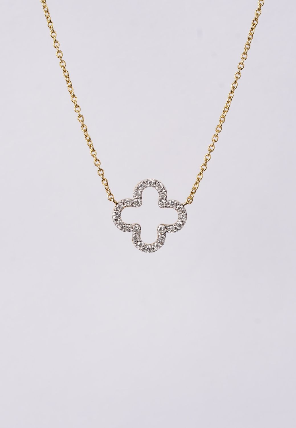 DEAX- 14KY 2.12g .25ctw Diamond Open Clover Pendant 16-18&quot;