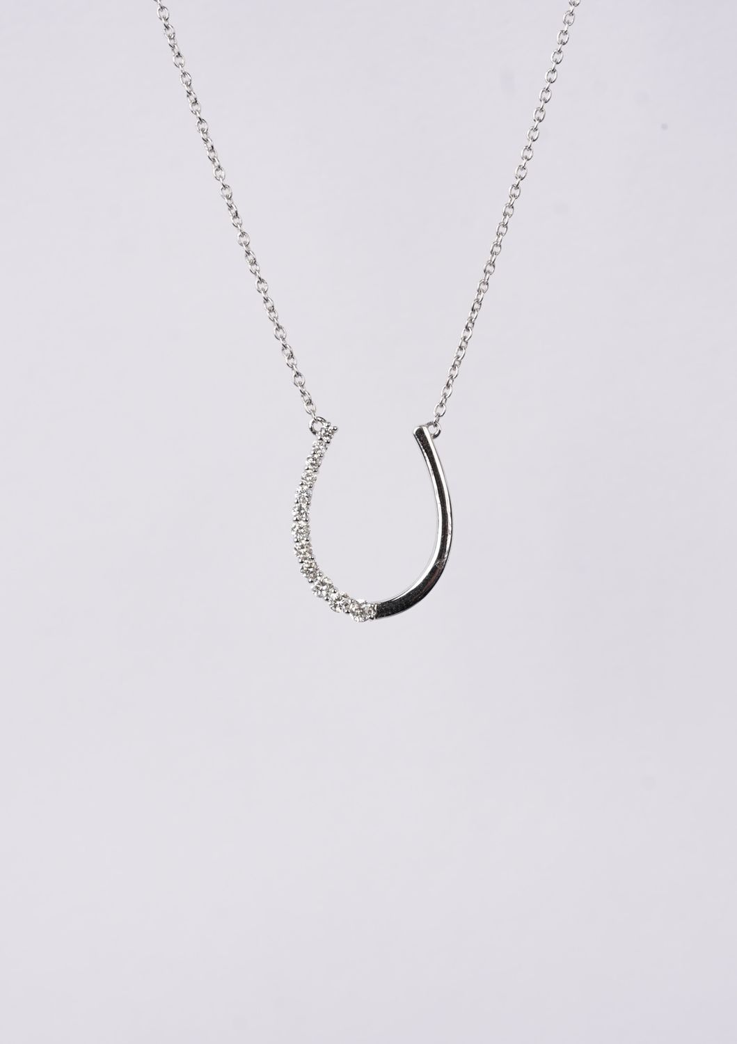 AIE- 16-18&quot; 14KW 1.9g .16ctw Diamond Horseshoe Necklace