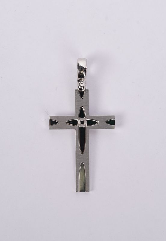 AIE- 14KW Cross Pendant