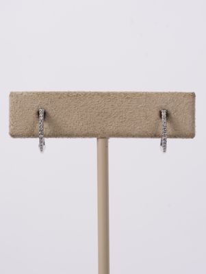 AVT- 14KW .08ctw Diamond Huggie Hoop Earrings
