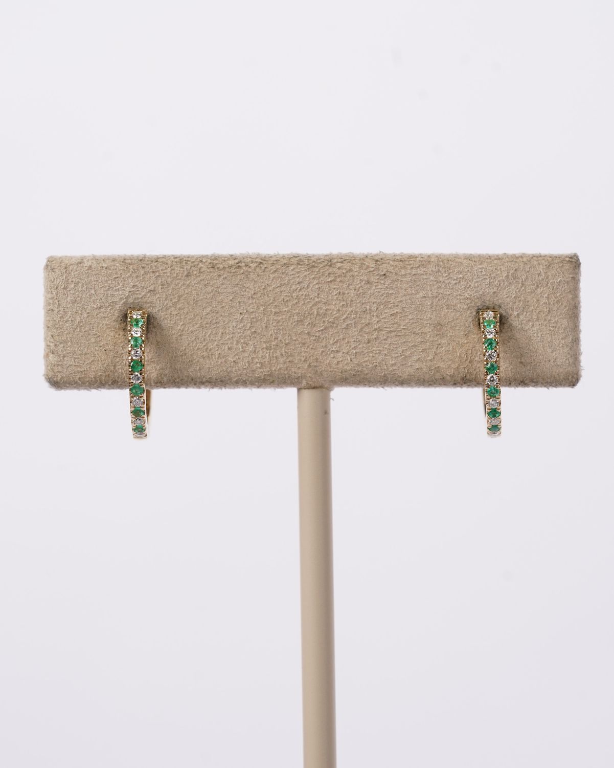 AIT- 14KY 1.29g .15ctw Emerald &amp; Diamond Huggie Hoop Earrings