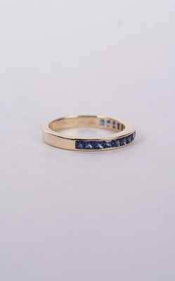 EETX- 14KY 3.06g 1.00ctw Sapphire Channel Set Stackable Band (size 7)