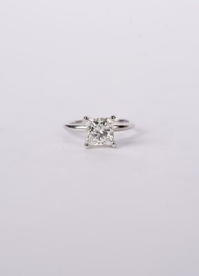 VEETT- 14KW 3.93g 3.08ct I/SI2 Princess Cut Diamond Solitaire Engagement Ring (size 7) VEETT- 14KW 3.93g 3.08ct I/SI2 Princess Cut Diamond Solitaire Engagement Ring (size 7)