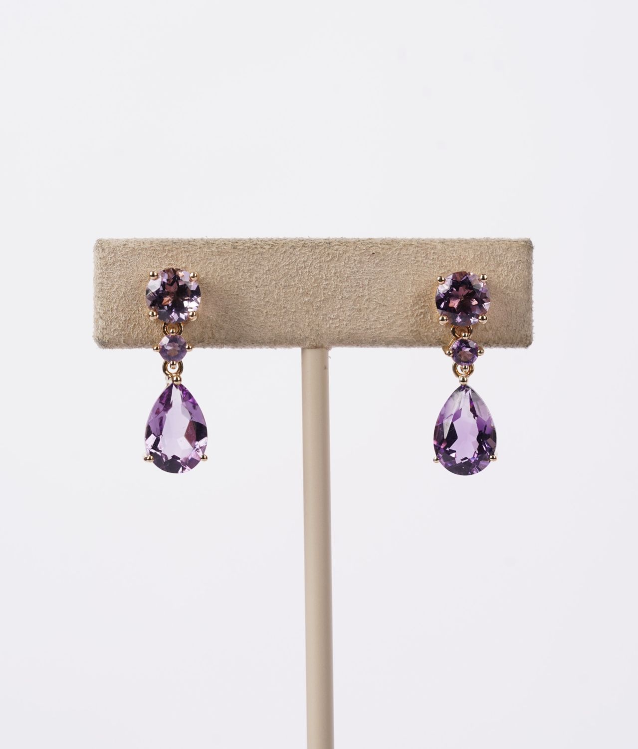 ART- 14KY 3.22g .96ctw Amethyst Dangle Earrings