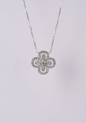 RTEX- 18KW 2.03g 1.02ctw Diamond Flower Necklace 16-18&quot;