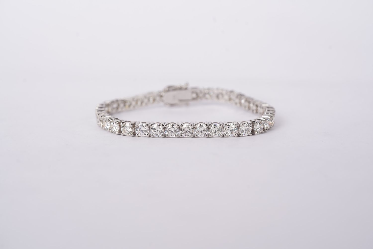 14KW 19.56g 14.85ctw H-I/VS2-SI1 Round Diamond Tennis Bracelet 7&quot;