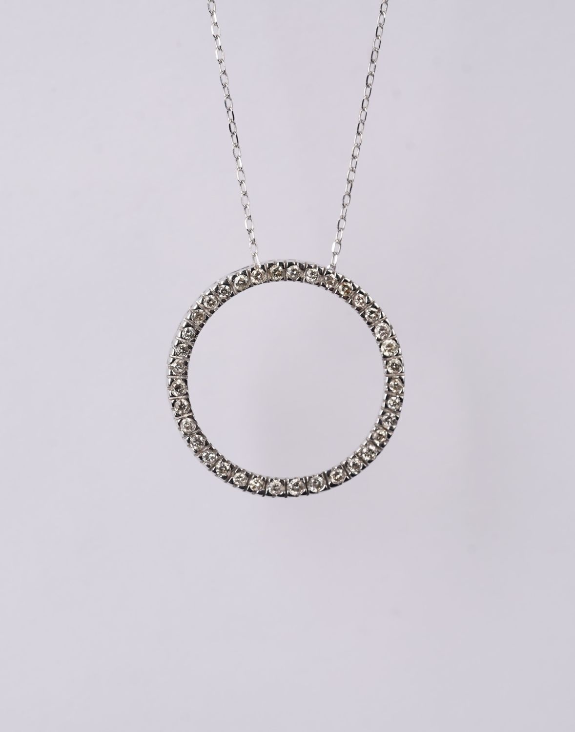 NET- 14KW 3.48g .50ctw Diamond Circle Pendant 18&quot;