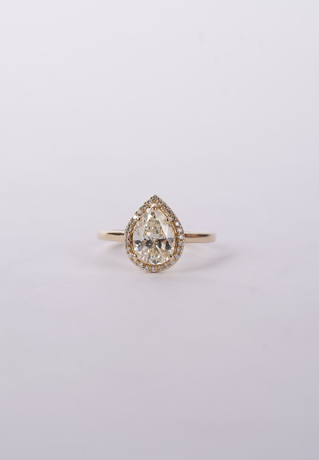 VVTPT- 14KY 3.52g 2.12ctw (1.98ctr) L/VS1 Antique Pear Cut Diamond Halo Engagement Ring (size 7)