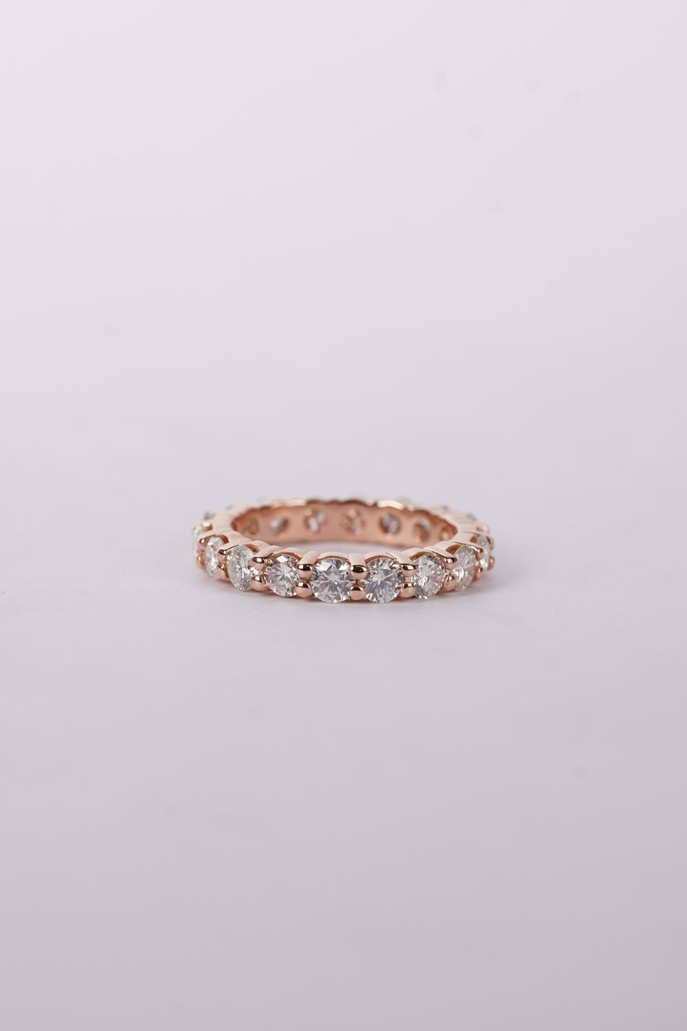 ARTT- 14KR 3.61g 3.00ctw H-I/SI1-SI2 Round Diamond Eternity Band (size 6)