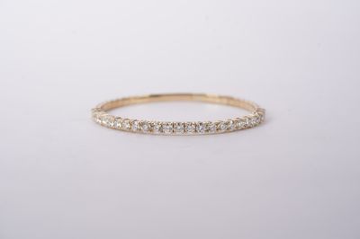 AVET- 14KY 7.53g 3.00ctw Diamond Flex Bangle