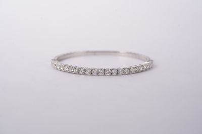 NLTT- 14KW15.83g 5.00ctw Diamond Flex Bangle