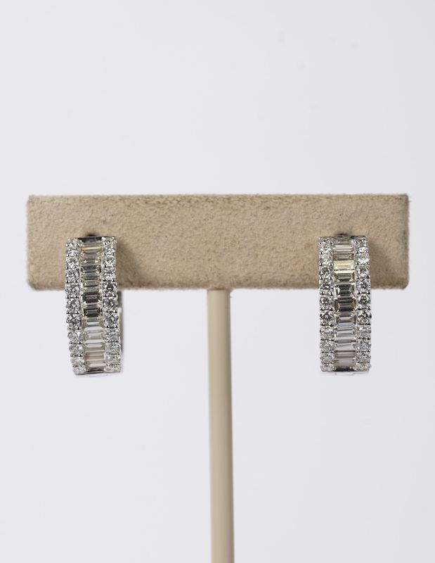 VDLTX- 14KW 7.26g 2.04ctw Baguette &amp; Round Diamond Hoop Earrings