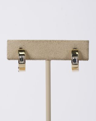 RETX- 14KY 3.66g .33ctw Baguette Diamond Huggie Hoop Earrings