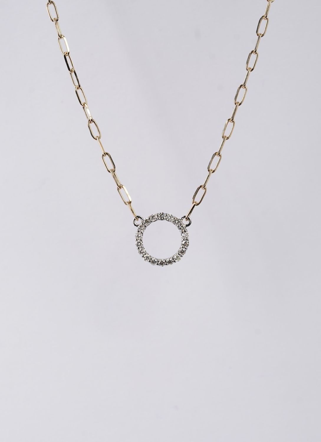 ETTX- 14KY 3.58g .20ctw Diamond Circle Necklace 18&quot;