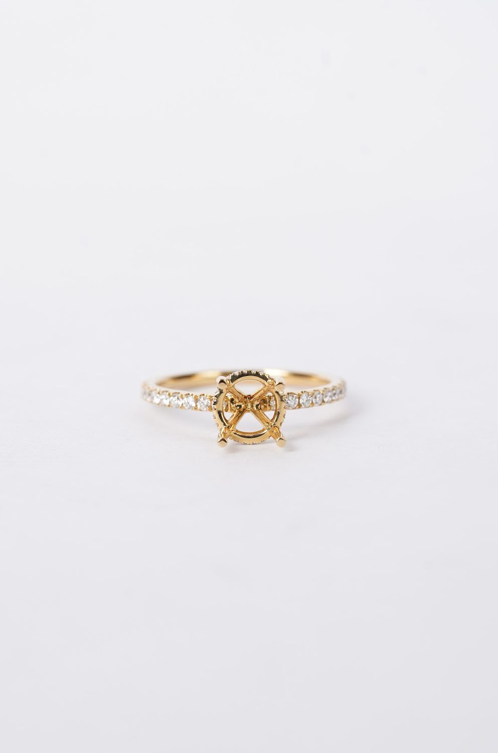 ELAX- 18KY 2.14g .34ctw Diamond Semi Mount (size 6.5)