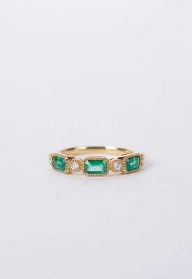 VRRD- 18KY 3.10g 1.14ctw Emerald & Diamond Stackable Band (size 6.5) VRRD- 18KY 3.10g 1.14ctw Emerald & Diamond Stackable Band (size 6.5)