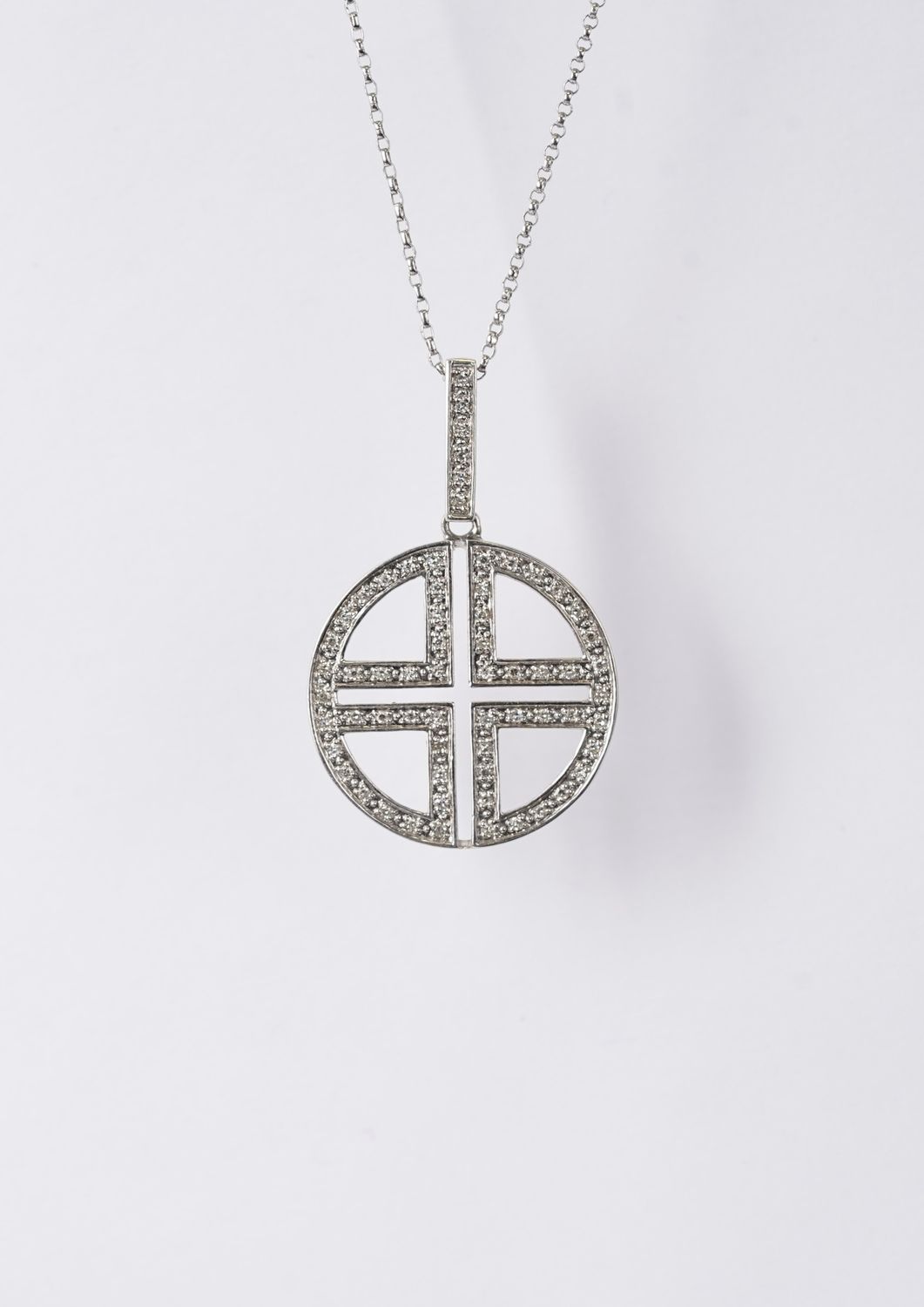 NVIX- 14KW 3.87g .25ctw Diamond Estate Necklace 18&quot;