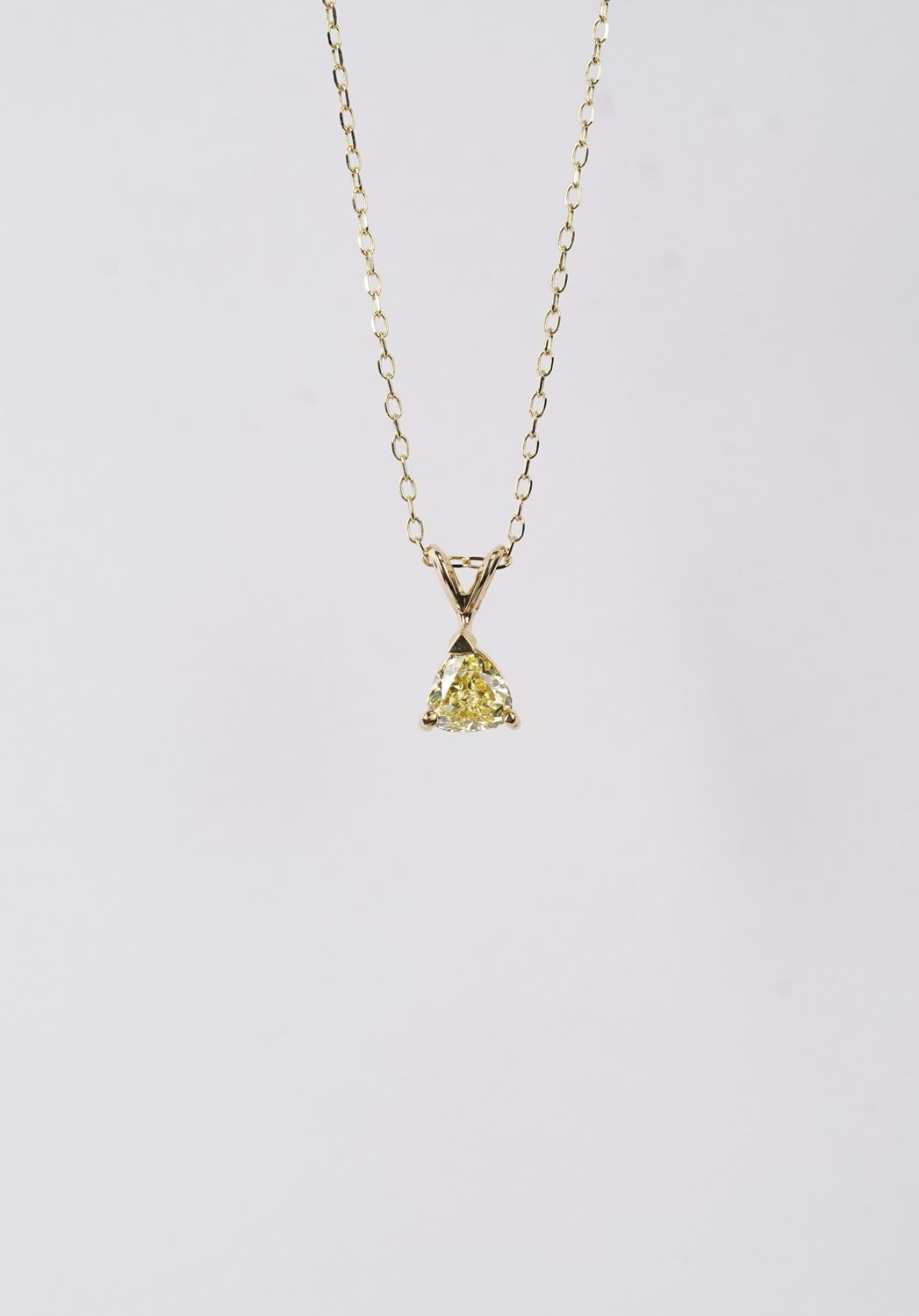 RETX- 14KY 1.70g .60ct FY/SI1 Trillion Diamond Solitaire Necklace 18&quot;
