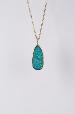 VATT- 14KY 3.52g 17x8mm Australian Opal Necklace 16-18&quot;