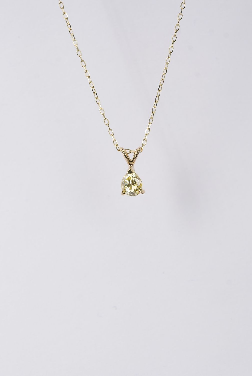 RETX- 14KY 1.58g .58ct FY/VS2 Pear Diamond Solitaire Necklace 18&quot;