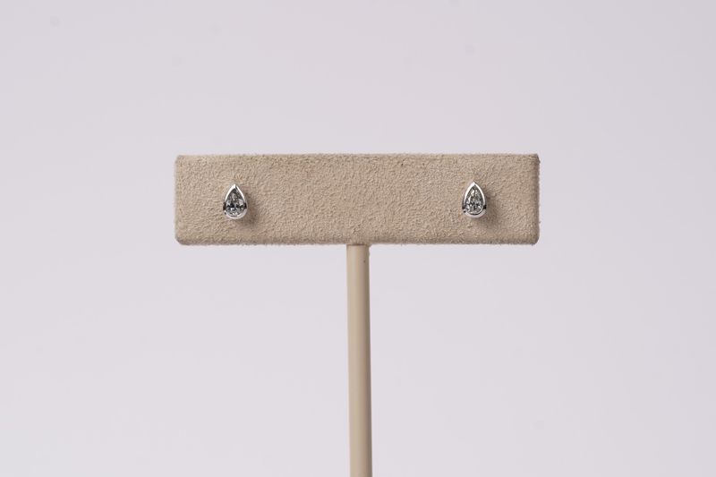 VRL- 14KW .16ctw Pear Diamond Bezel Stud Earrings