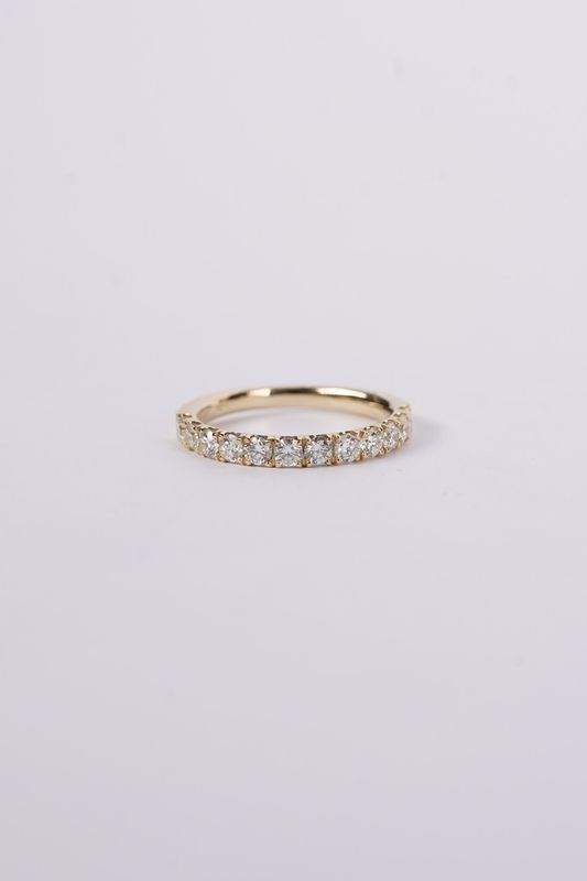 14KY 2.70g .90ctw Diamond U-Prong Stackable Band (size 6.5)